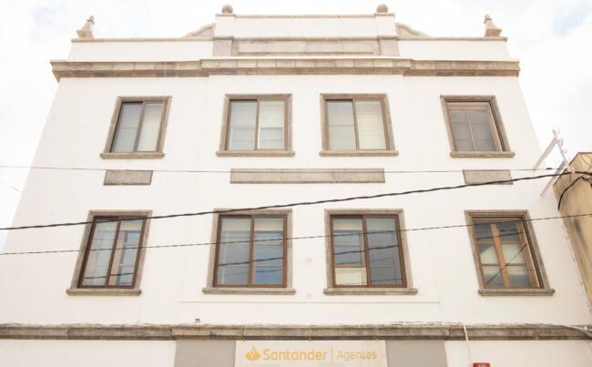 Proyecto pintura Banco Santander oficinas de Deltebre