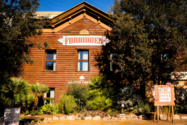 mantenimiento-y-pintura-portaventura-world-hoteles mantenimiento-y-pintura-hoteles-portaventuraword